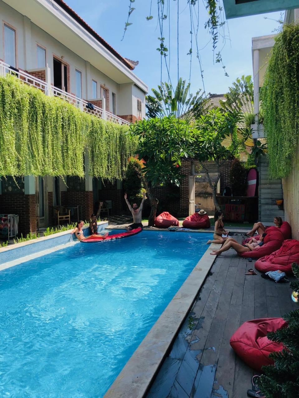 Mojosurf Camp Canggu Eksteriør bilde